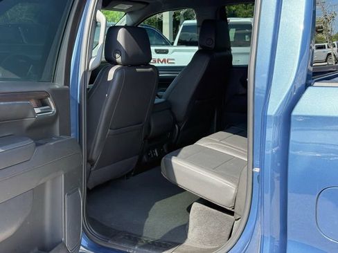 Used 2024 GMC Sierra 1500 SLT RWD image 28