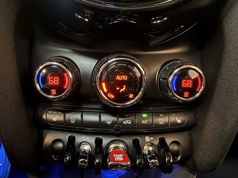 Used 2017 MINI Cooper 2-Door Hardtop FWD image 26
