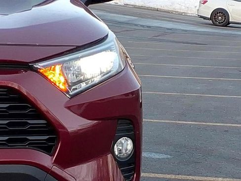 Used 2019 Toyota RAV4 XLE Premium w/ Cold Weather Package image 5