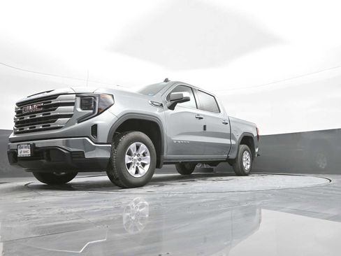 New 2026 GMC Sierra 1500 SLE w/ Preferred Package image 35