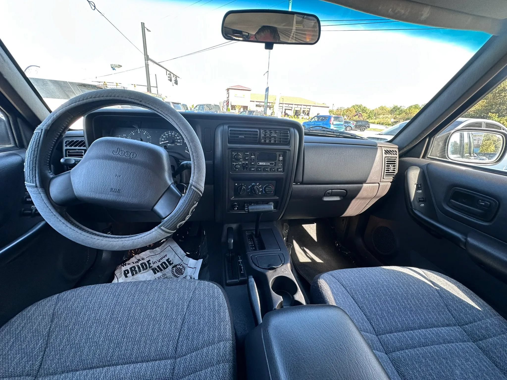 Used 2001 Jeep Cherokee Sport AWD/4WD image 21