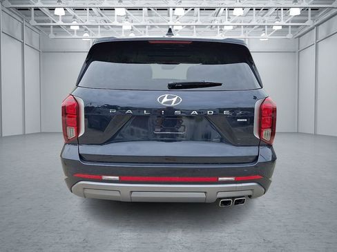 Used 2023 Hyundai Palisade SEL w/ Premium Package AWD/4WD image 4
