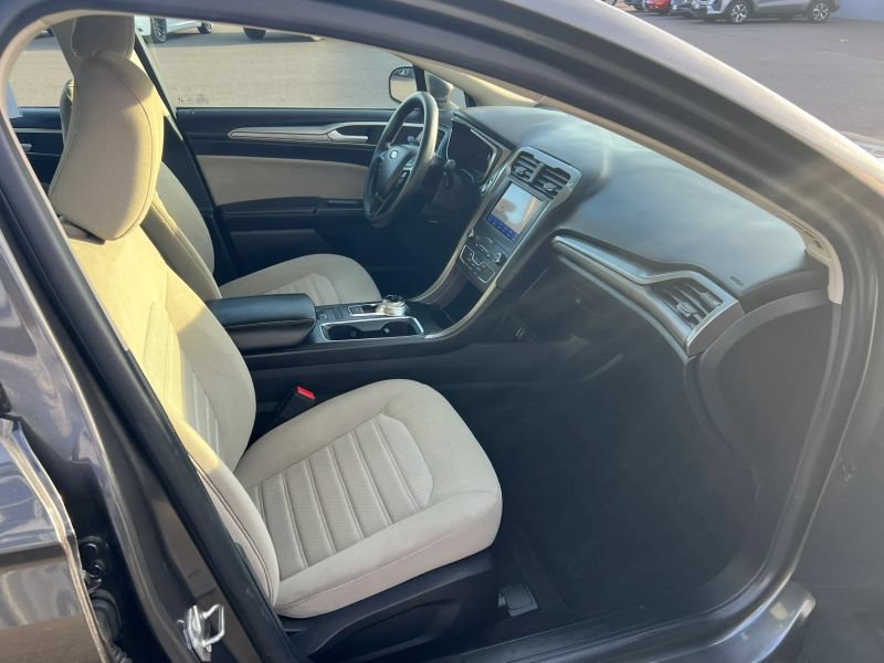 Used 2020 Ford Fusion S FWD image 8