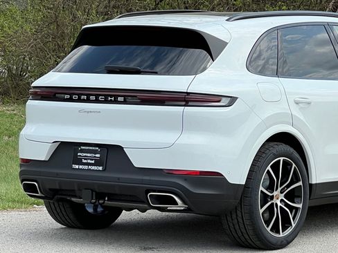 New 2026 Porsche Cayenne AWD/4WD image 9