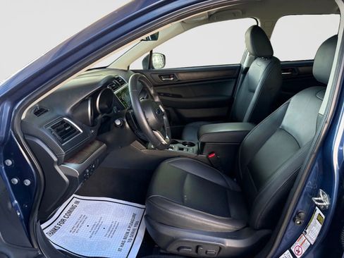 Used 2019 Subaru Outback 2.5i Limited w/ Popular Package #2 AWD/4WD image 12