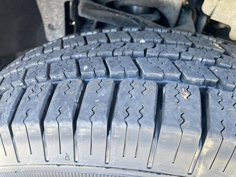 Used 2015 Ford F150 XLT w/ Equipment Group 301A Mid image 13