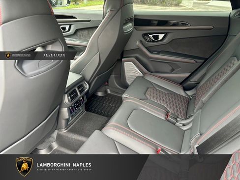 Used 2024 Lamborghini Urus S AWD/4WD image 21