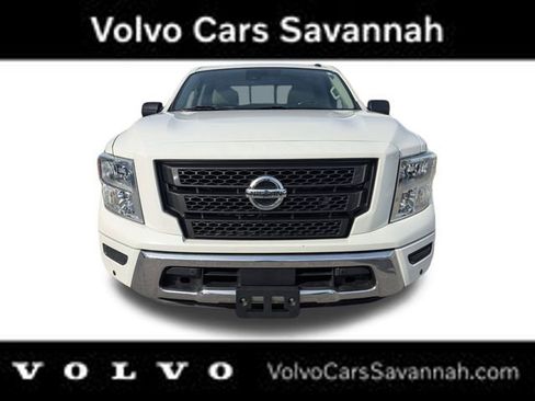 Used 2021 Nissan Titan SV w/ SV Convenience Package image 11