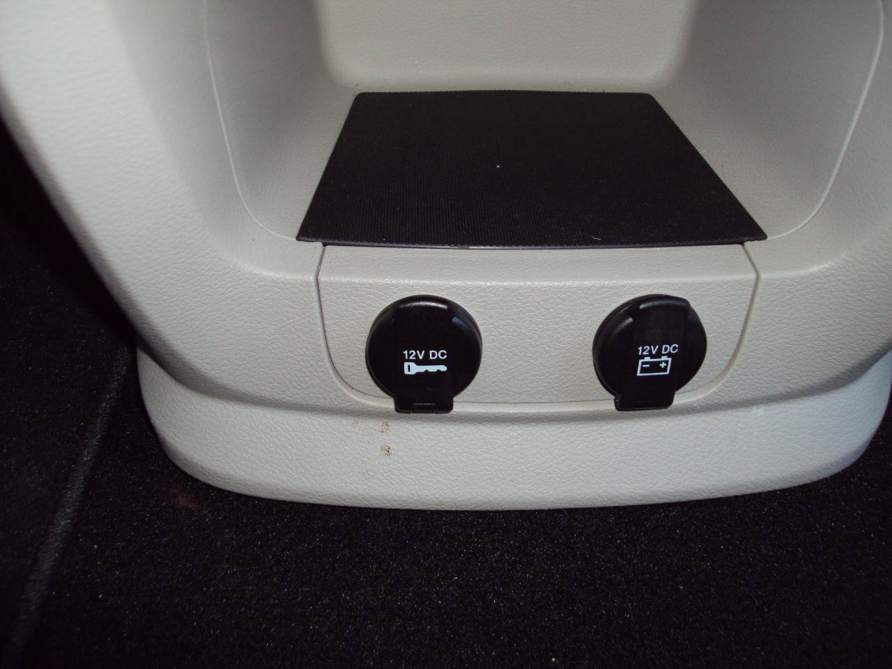 Used 2018 Dodge Grand Caravan SE w/ UConnect Hands-Free Group FWD image 26