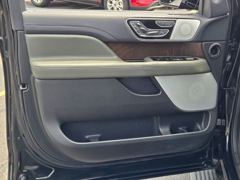 Used 2023 Lincoln Navigator Black Label image 20