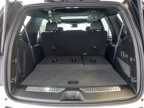 Certified 2023 Chevrolet Tahoe RST w/ Luxury Package AWD/4WD image 33