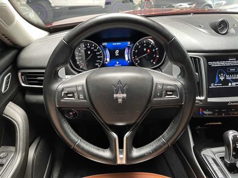 Used 2017 Maserati Levante S AWD/4WD image 10