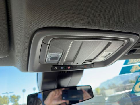 Used 2025 Chevrolet Silverado 2500 LT w/ Convenience Package image 42