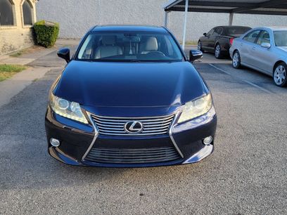 Used 2013 Lexus ES 350 w/ Luxury Pkg