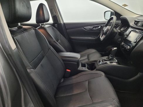 Used 2017 Nissan Rogue Sport SL w/ SL Premium Package image 21