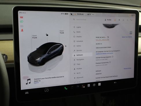 Used 2022 Tesla Model 3 Performance AWD/4WD image 31