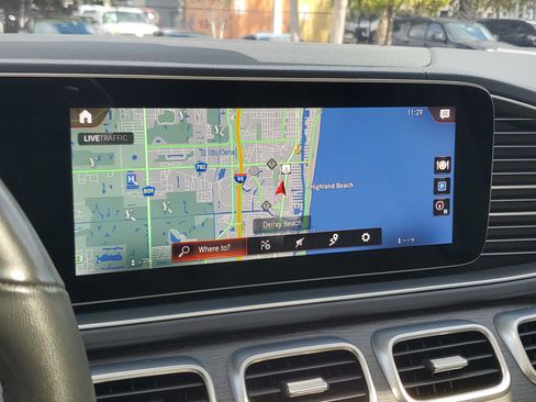 Used 2021 Mercedes-Benz GLE 450 4MATIC image 29