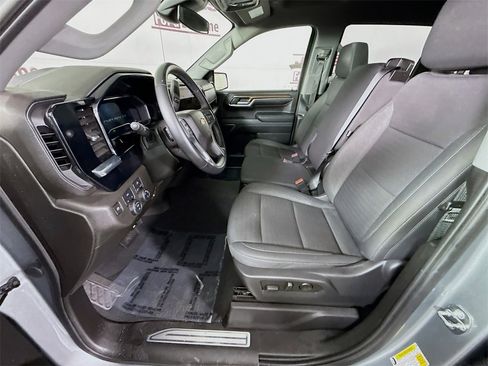 Used 2023 Chevrolet Silverado 1500 LT image 26