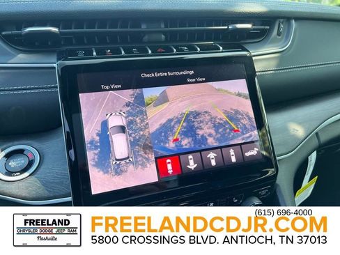 New 2025 Jeep Grand Cherokee Limited w/ Luxury Tech Group II image 26