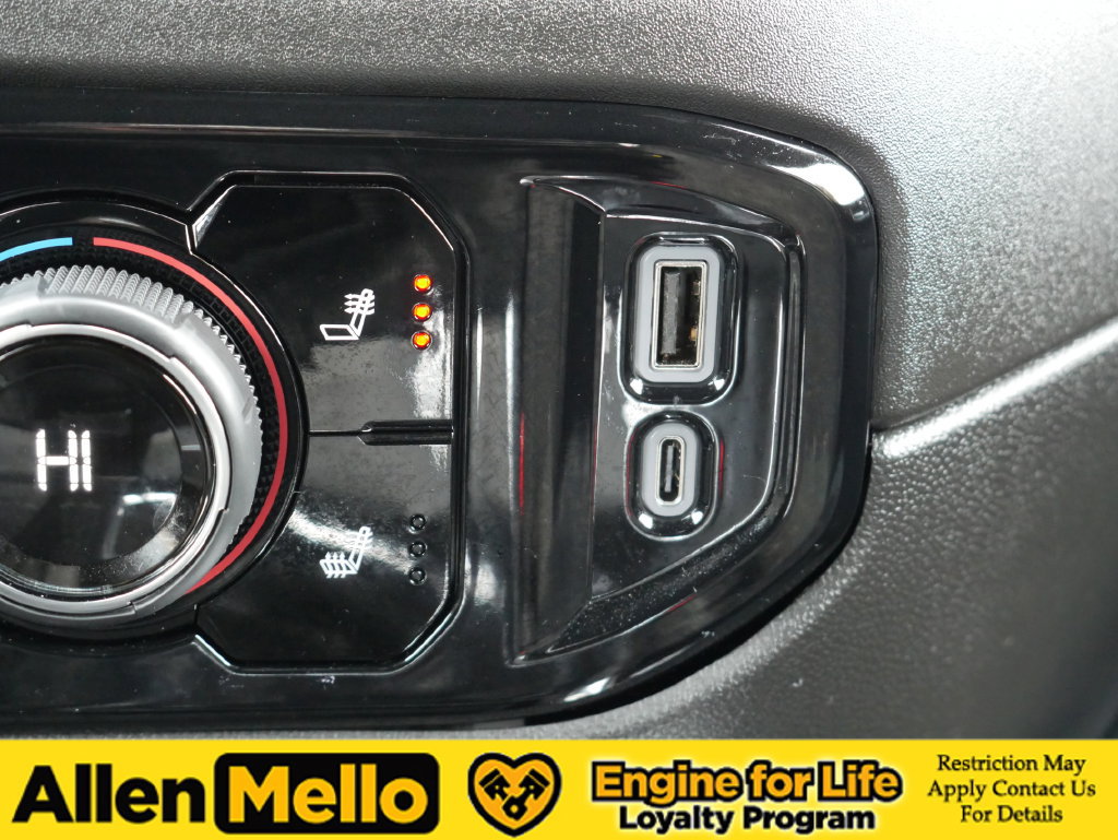 Used 2025 Chevrolet Silverado 1500 RST w/ Convenience Package II AWD/4WD image 24