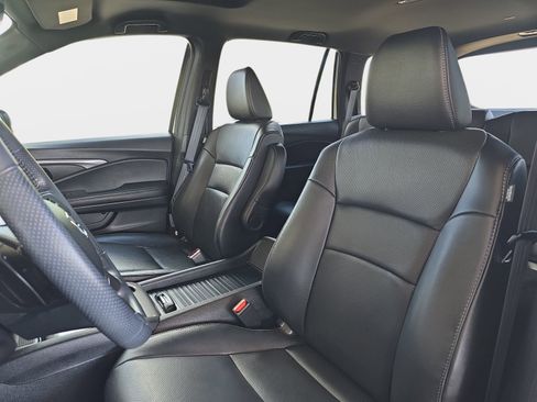 Used 2023 Honda Passport EX-L image 17