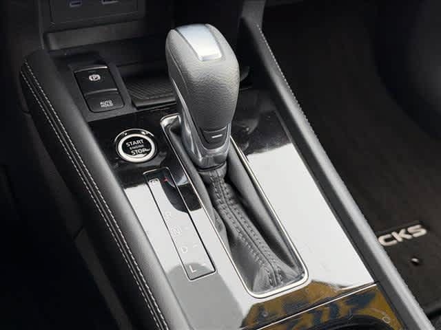 Used 2024 Nissan Kicks SR w/ SR Premium Package FWD image 24