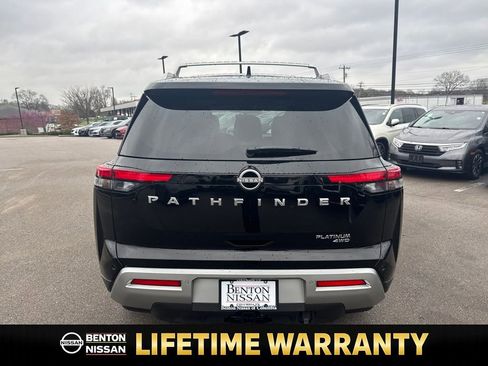 Used 2025 Nissan Pathfinder Platinum w/ Cargo Package image 8