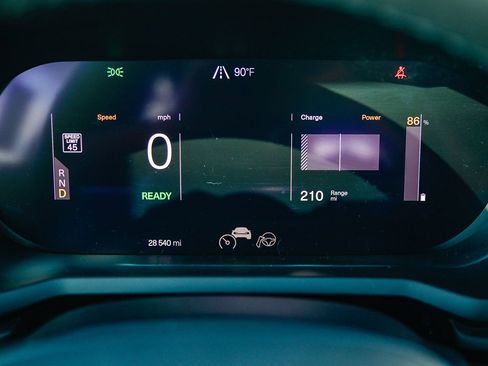 Used 2023 Polestar Polestar 2 w/ Pilot Pack image 24