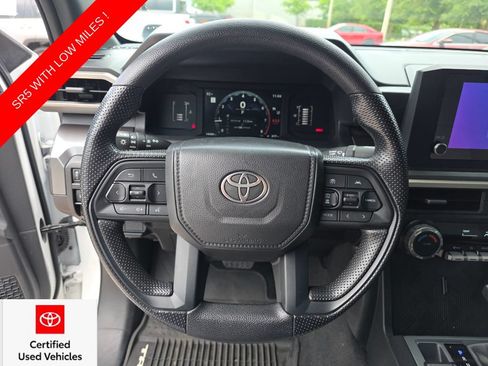 Certified 2025 Toyota Tacoma SR5 AWD/4WD image 28