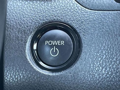 Used 2025 Toyota Camry SE w/ Convenience Package FWD image 32