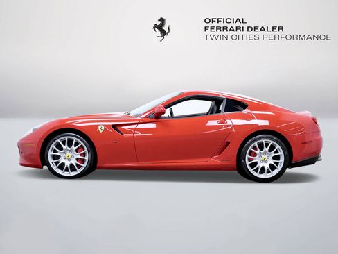 Used 2009 Ferrari 599 GTB Fiorano RWD image 2