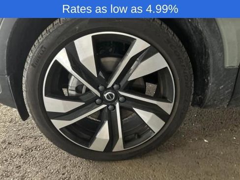 Certified 2023 Volvo XC40 B5 Plus w/ Driver Assist Package image 19