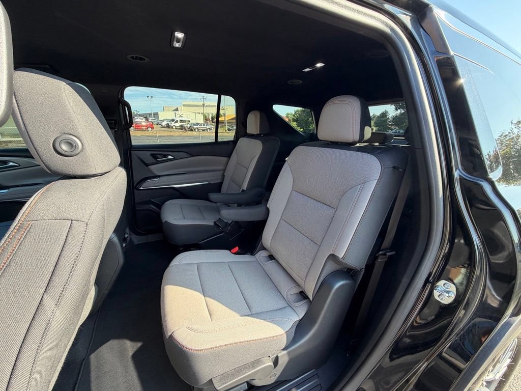 Used 2024 Chevrolet Traverse LT FWD image 31