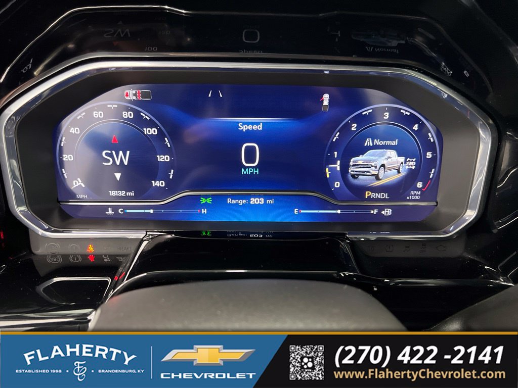 Used 2024 Chevrolet Silverado 1500 LT AWD/4WD image 26