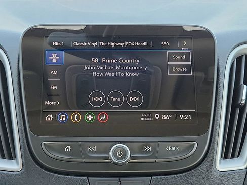 Used 2024 Chevrolet Malibu LT image 15