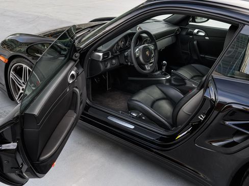 Used 2007 Porsche 911 Turbo AWD/4WD image 28