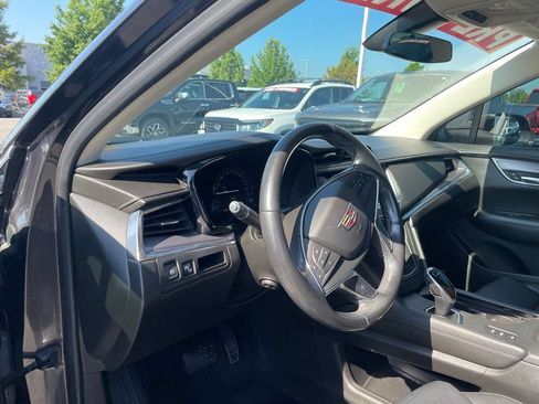 Used 2018 Cadillac XT5 Luxury AWD/4WD image 9