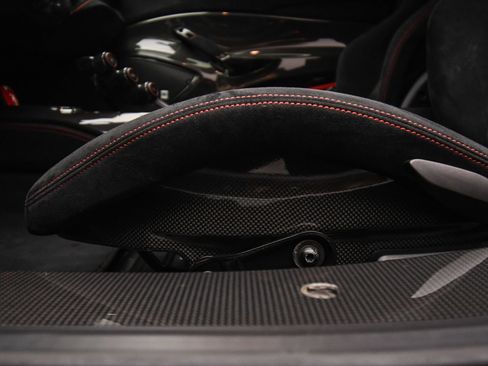 Used 2020 Ferrari 488 Pista Coupe RWD image 50