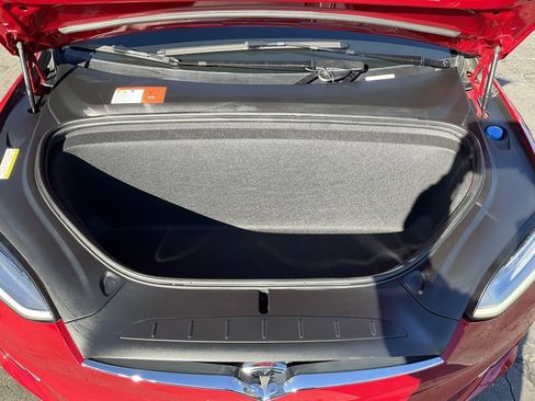 Used 2017 Tesla Model X 75D image 13