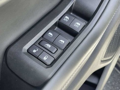 Used 2023 Jeep Grand Cherokee Altitude AWD/4WD image 24