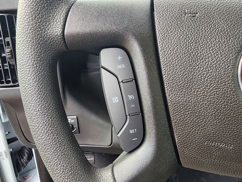 New 2025 Chevrolet Express 2500 w/ Driver Convenience Package image 28
