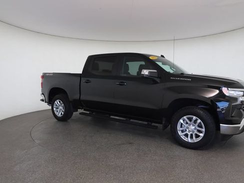 Used 2023 Chevrolet Silverado 1500 LT AWD/4WD image 26