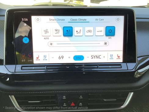 New 2026 Volkswagen Atlas Cross Sport SEL Premium R-Line image 24