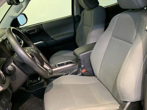 Used 2021 Toyota Tacoma SR5 image 15