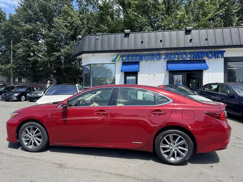 Used 2016 Lexus ES 300h image 5