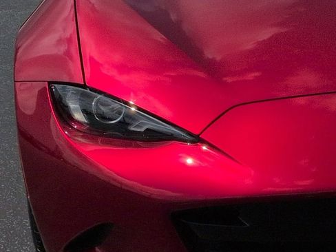 New 2026 MAZDA MX-5 Miata RF Grand Touring RWD image 10