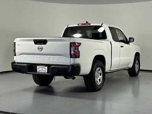 Used 2022 Nissan Frontier S RWD image 7