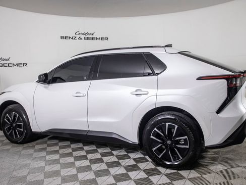 Used 2026 Toyota bZ AWD/4WD image 11