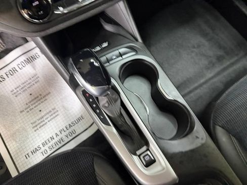 Used 2025 Buick Envista Preferred w/ Convenience I Package FWD image 28