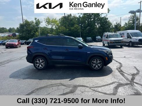 Certified 2022 Kia Seltos EX AWD/4WD image 5